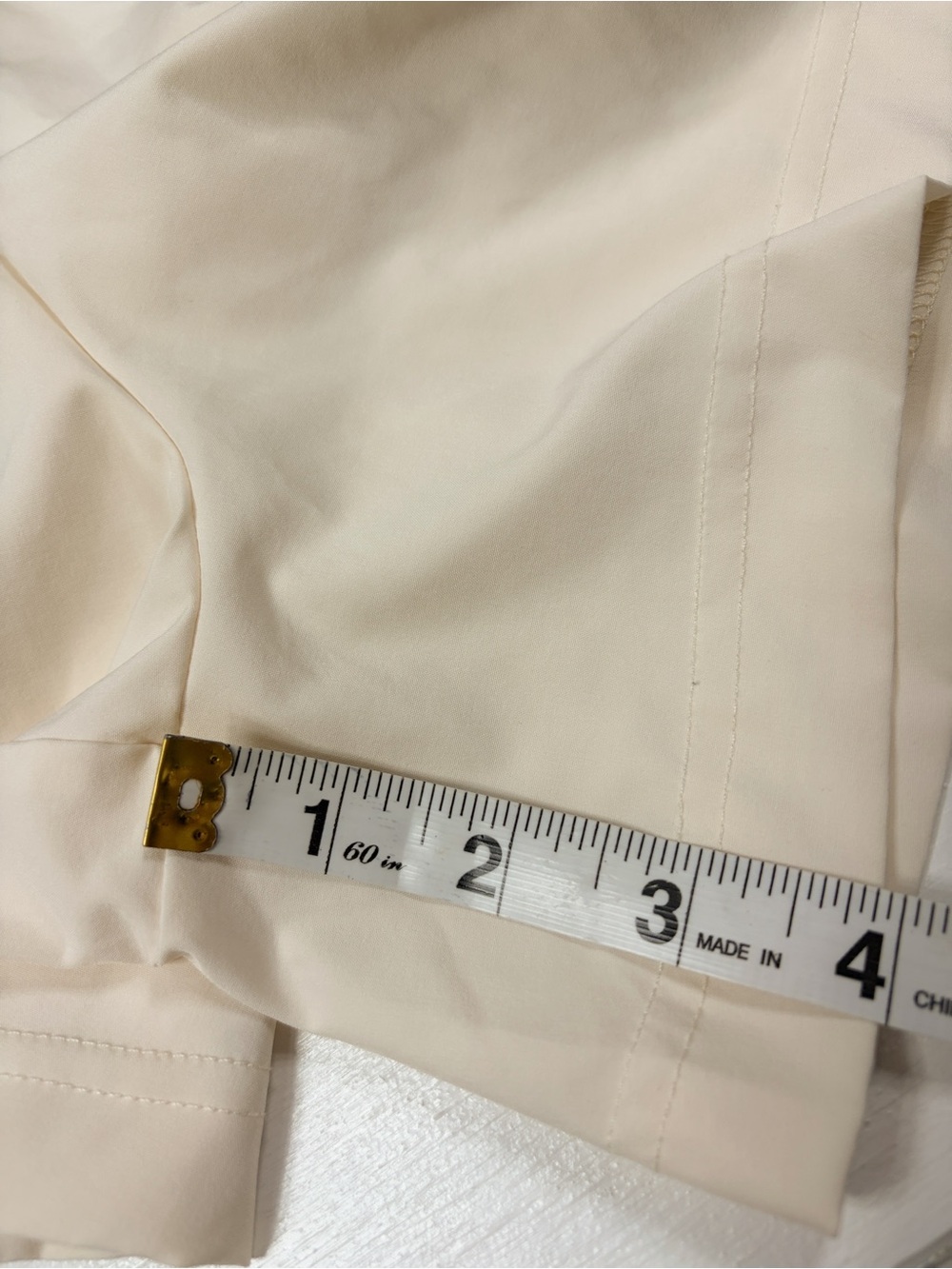 Spyder wowens shorts size small cream off white color - Picture 8 of 11